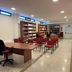 Casa Di Ospitalita Religiosa San Francesco D'assisi - Ba * Bari
