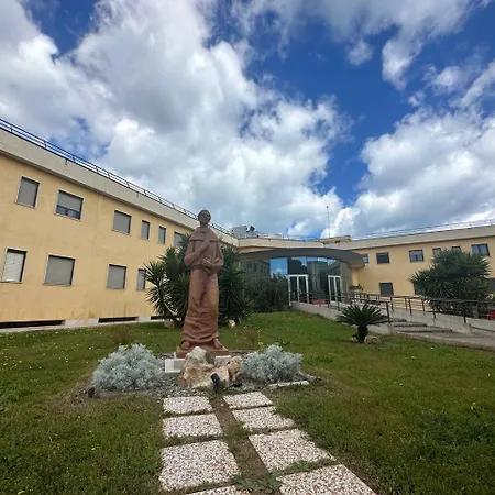 Casa Di Ospitalita Religiosa San Francesco D'assisi - Ba *
