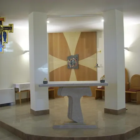 Casa Di Ospitalita Religiosa San Francesco D'assisi - Ba Μπάρι