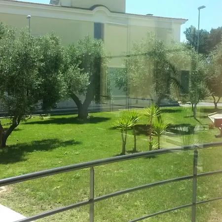 Casa Di Ospitalità Religiosa San Francesco D'assisi - Ba * Bari
