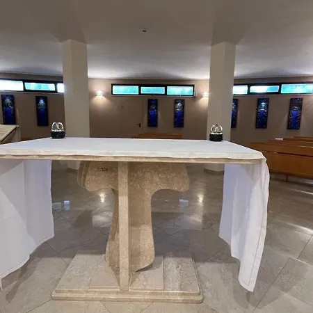 Hotel Casa Di Ospitalità Religiosa San Francesco D'assisi - Ba *