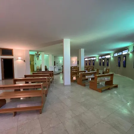 Casa Di Ospitalita Religiosa San Francesco D'assisi - Ba * Bari